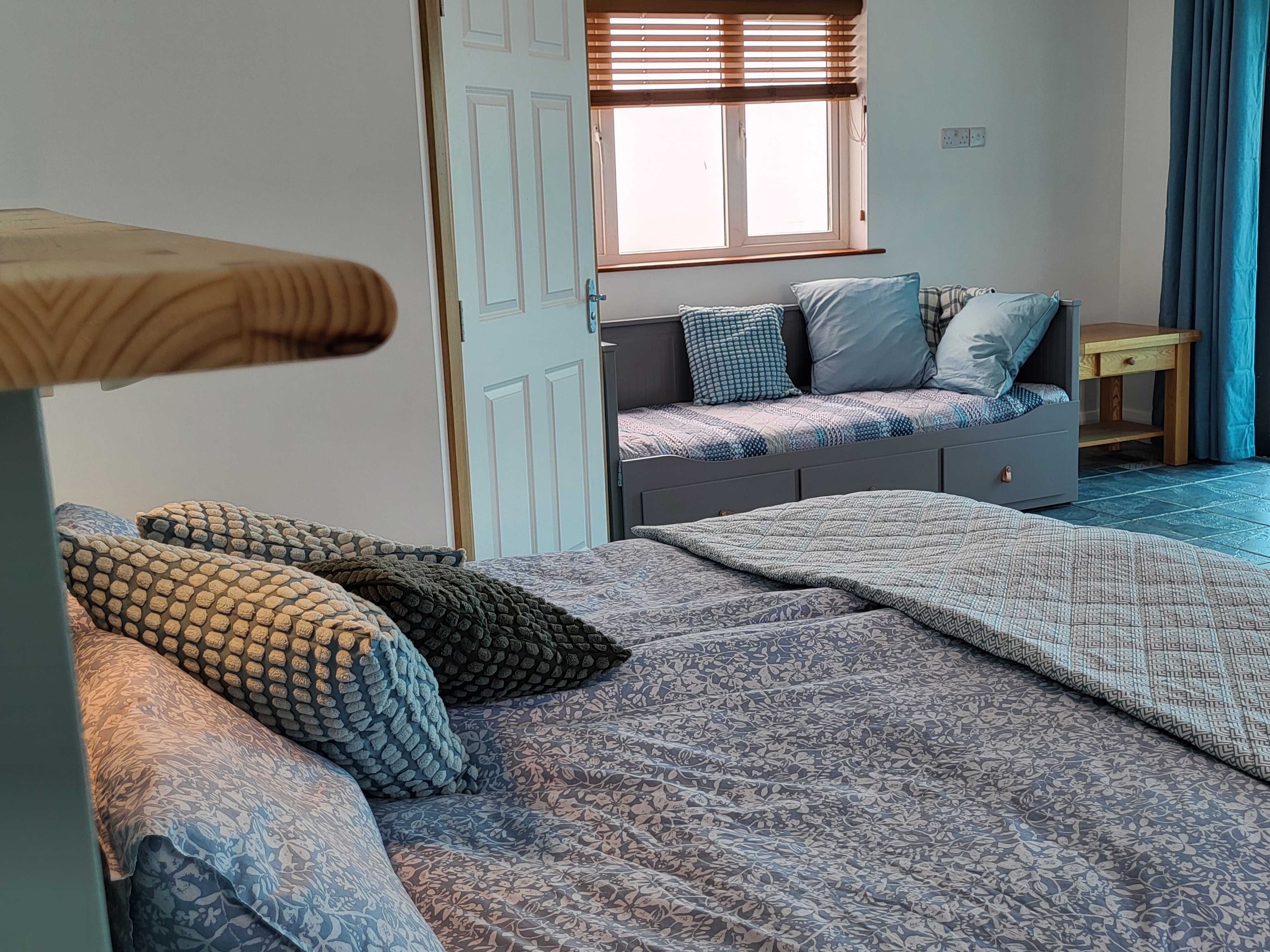 egrit writers desk 1